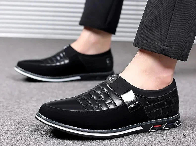 Collection de baskets en cuir décontractées et de mocassins pour hommes UrbanElegance