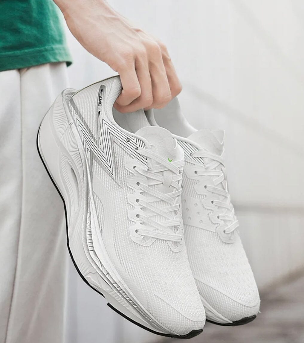 VeloSpark X – Premium Performance Sports Sneakers Featuring Carbon Plate Technology